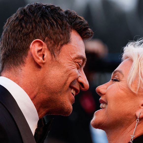 Dans un communiqué partagé par le "DailyMail", la comédienne australienne évoque un "mariage de presque trente ans" brisé, mais aussi une profonde leçon de vie.

Hugh Jackman and  Deborra-Lee Furness - Arrivées à la première du film "The Son" lors de la 79ème édition du festival international du film de Venise (La Mostra), Italie, le 8 septembre 2022. © SGP/Bestimage