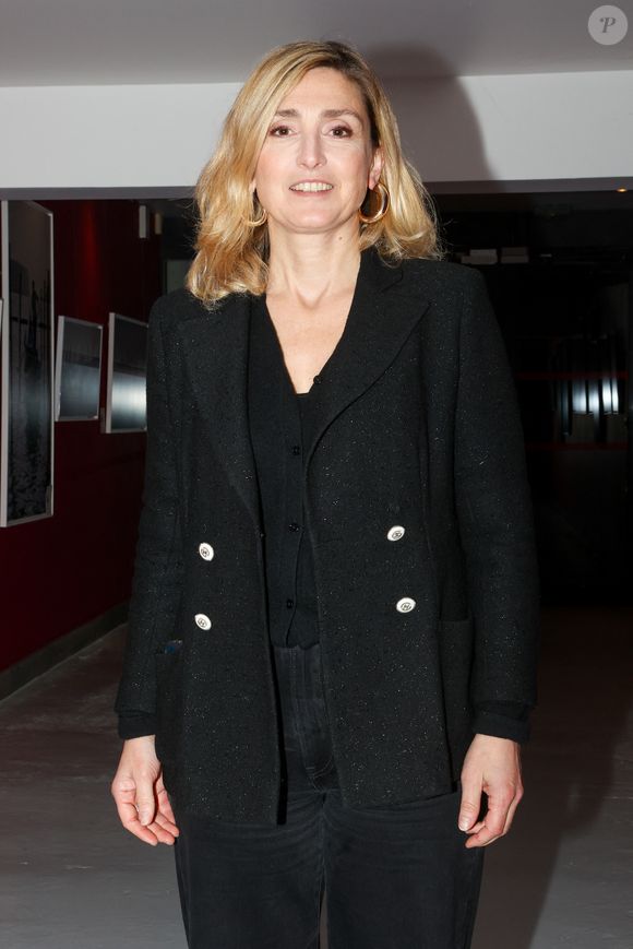 Exclusif - L'actrice et réalisatrice Julie Gayet lors de la présentation du film "Olympe, une femme dans la révolution" au cinéma Jean Eustache à Pessac, Gironde, France, le 13 janvier 2025. © Jean-Marc Lhomer/Bestimage