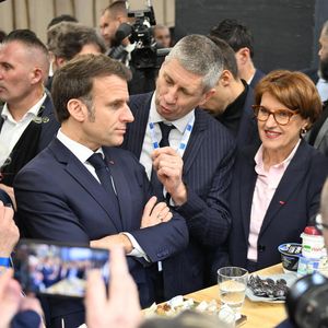 Le President de la Republique Emmanuel Macron et la ministre de l'Agriculture et de la Souveraineté alimentaire, Annie Genevard inaugurent le Salon International de l’Agriculture a Paris, le samedi 22 fevrier 2025.
© Jeanne Accorsini / Pool / Bestimage Paris, France.