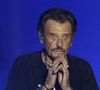 Un imitateur des années 90 fait son grand retour sur scène.
Exclusif - Johnny Hallyday en concert au Vélodrome à Arcachon, où 8 500 personnes sont venues l'acclamer. © Patrick Bernard-Thibaud Moritz / Bestimage