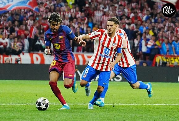 Lamine YamaL du FC Barcelone et 6 Koke de l'Atlético Madrid lors du match retour des quarts de finale de la Ligue des champions de l'UEFA opposant l'Atlético Madrid au FC Barcelone, le 14 avril 2026 au stade Riyadh Air Metropolitano en Espagne - Photo : Laurent Lairys