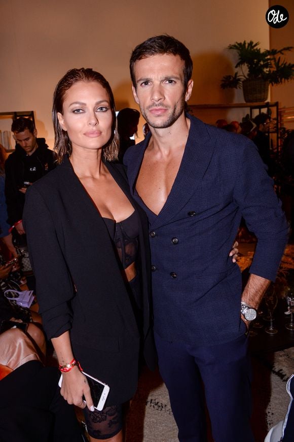 Exclusif - Caroline Receveur et son compagnon Hugo Philip - Les people dans l'espace Experience Immersive réservé aux VIP lors du Etam Live Show 2019 au Stade Roland Garros lors de la fashion week à Paris, le 24 septembre 2019. © Rachid Bellak/Bestimage
