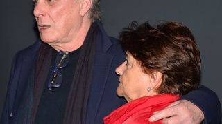 "Je ne sais pas oublier" : La veuve d'Herbert Léonard, Cléo, est restée à ses côtés 57 ans malgré les incartades du chanteur, mais...