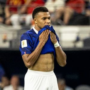 Malgré la déception, la star du Real Madrid donne déjà rendez-vous aux Français pour l'avenir de la sélection.

Kylian Mbappe

© Bestimage