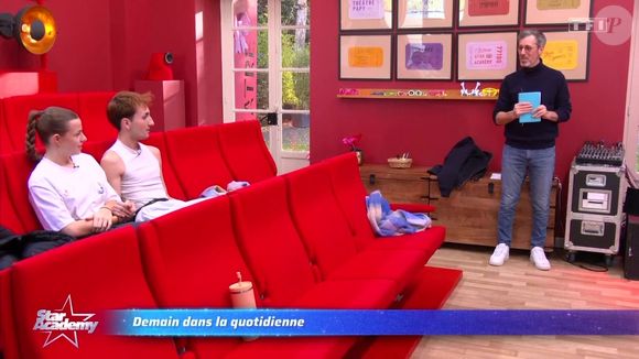 Les autres élèves devront s’affronter lors d’un face-à-face pour déterminer qui sera soumis aux votes du public.

Quotidienne de la Star Academy - TF1