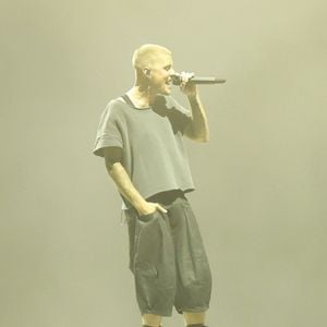 Justin Bieber le deuxième jour du premier week-end du 2026 Coachella Valley Music and Arts Festival à Indio, en Californie. Le 11 avril 2026. © Backgrid USA / Bestimage