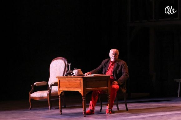 Exclusif - Francis Perrin lors de la 30ème édition, du lundi 6 au samedi 11 juillet, le Festival de la Correspondance de Grignan célèbre les 400 ans de la naissance de Madame de Sévigné, à travers une lecture-spectacle et un opéra imaginé spécialement pour l’évènement, à Grignan, France, le 11 juillet 2026. © Jack Tribeca/Bestimage
