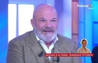 Philippe Etchebest se confie sur sa femme Dominique sur le plateau de "C à vous" sur France 5.