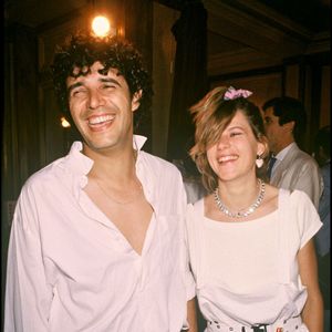 Julien Clerc et Virginie Coupérie-Eiffel au mariage d'Eddie Barclay en 1994. © RINDOFF-PATERSON / BESTIMAGE