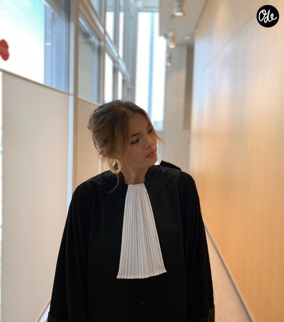 De son côté, Alice a d'abord bifurqué vers des études de droit pendant deux ans avant d'assumer sa passion et de se former sérieusement au métier.

Alice Cornillac, Instagram