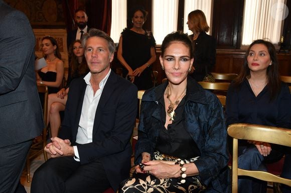 L'ancien mannequin a laissé sous-entendre qu'elle n'était pas intéressée par la couronne.

Emmanuel-Philibert de Savoie et Adriana Abascal au dîner de gala. Rome, Palazzo Ruspoli Dîner de gala pour le concert d'Omar Harfouch au Parlement italien. Italie. Photo par IPA/ABACAPRESS.COM