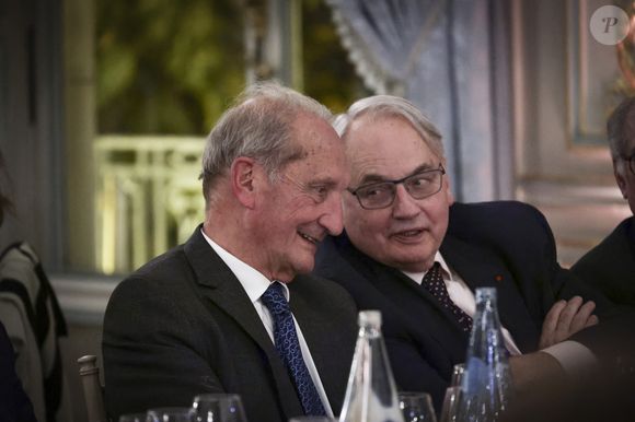 La liste des invités de marque a été dévoilée.

Jean-Louis Bourlanges et Pierre Sellal - Dîner de La Revue des Deux Mondes au Cercle Interalliée avec en invité d’honneur Gerald Darmanin, Paris, France, le 3 novembre 2025. Les salons du Cercle Interallié ont fait salle comble ce soir-là, réunissant de nombreuses personnalités du monde de la politique, des affaires, du droit, de la culture ou encore de la diplomatie, venues écouter le garde des Sceaux. 
© Jack Tribeca / Bestimage