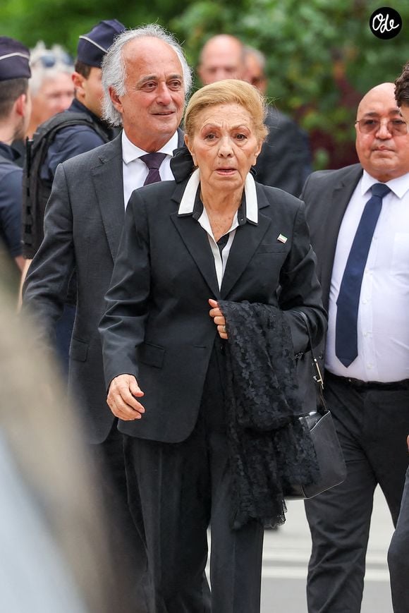 Farah Pahlavi lors des funérailles de B. Chirac à la basilique Sainte-Clotilde à Paris (7e) le 12 juin 2026. L’ancienne première dame de France est décédée le 5 juin 2026 à l’âge de 93 ans. 
© Jacovides / Liewig / Bestimage