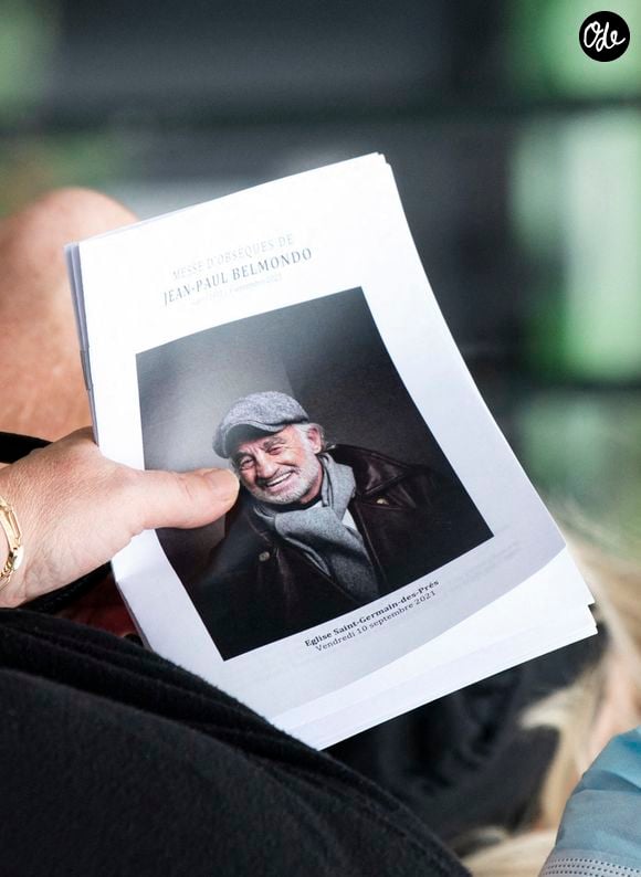 Feuillet de messe - Obsèques de Jean-Paul Belmondo en  l'église Saint-Germain-des-Prés, à Paris le 10 septembre 2021. © JB Autissier / Panoramic / Bestimage