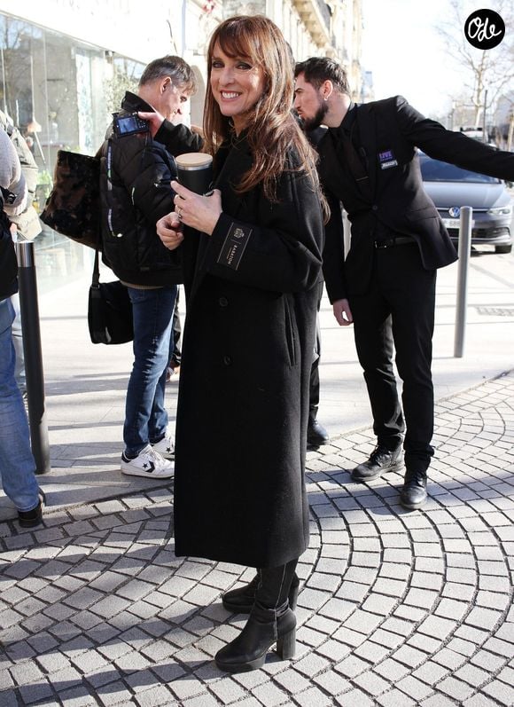 Lynda Lemay à la sortie de l'émission de radio "Les Grosses Têtes" sur RTL à Neuilly-sur-Seine le 21 janvier 2026.

© Jonathan Rebboah/PsnewZ/Bestimage