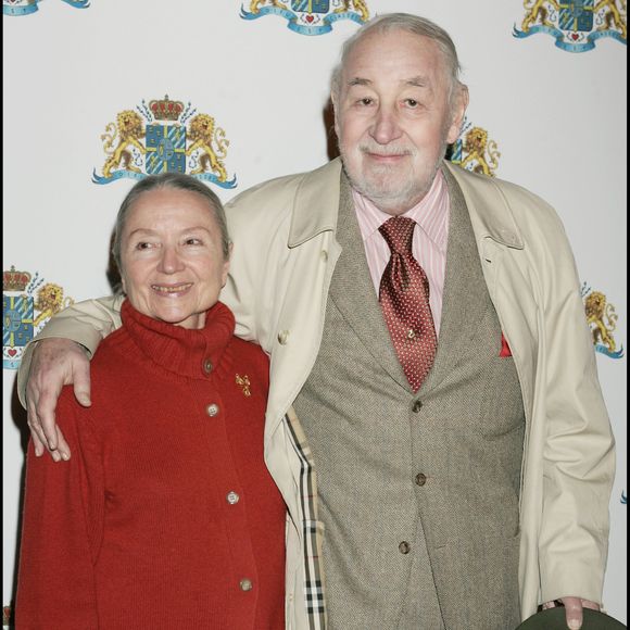 Archives - Philippe Noiret et sa femme, Monique Chaumette. AGENCE / BESTIMAGE