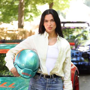 Dua Lipa au Festival de vitesse de Goodwood dans le West Sussex, le 12 juillet 2025 à Chichester, au Royaume-Uni. © Matt Alexander/PA Wire/Abacapress.com