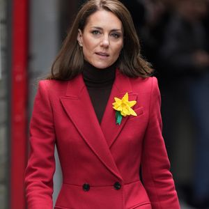 Le prince William, prince de Galles, et Catherine (Kate) Middleton, princesse de Galles, visitent le marché de Pontypridd le 26 février 2025.