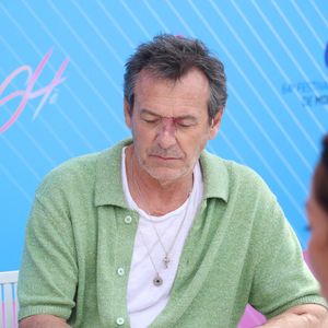 Des analyses ont été demandées.

Jean-Luc Reichmann - Photocall de "Demain nous appartient" (DNA) lors du 64ème Festival de Télévision de Monte Carlo au Grimaldi Forum de Monaco le 14 juin 2025.
© Denis Guignebourg / Bestimage