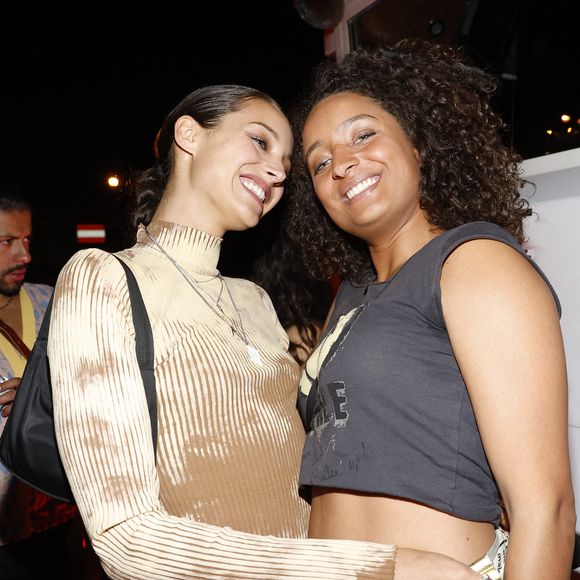 Exclusif - Jenaye et Eleejah, les soeurs de Joalukas Noah lors de la soirée d'anniversaire de Joalukas Noah, fils de Yannick Noah et Isabelle Camus, pour ses 18 ans à Paris le 10 juin 2022. © Cyril Moreau / Bestimage