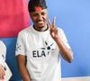 En effet, la jeune participante a préféré rejoindre l'équipe de Santa plutôt que celle de Soprano

Le chanteur Soprano lors de la lecture de la dictée ELA aux élèves de la 6ème F du collège Henri Barnier à Marseille le 18 octobre 2022.
Crédit : Agence / Bestimage
