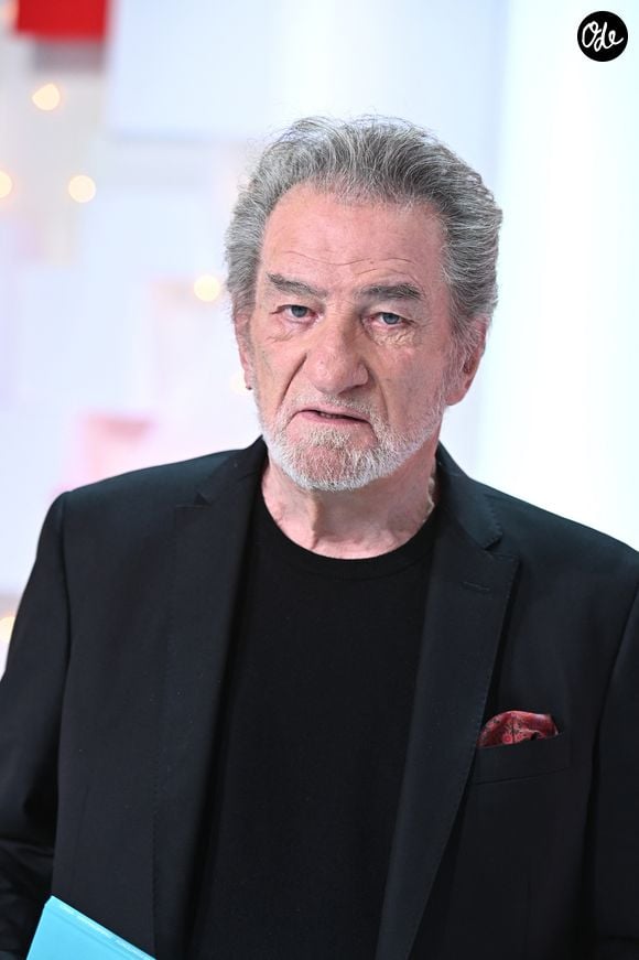 Exclusif - Eddy Mitchell - Enregistrement de l'émission "Vivement Dimanche prochain" présentée par M.Drucker et diffusée le 5 décembre sur France 2. Le 23 novembre 2021
© Guillaume Gaffiot / Bestimage