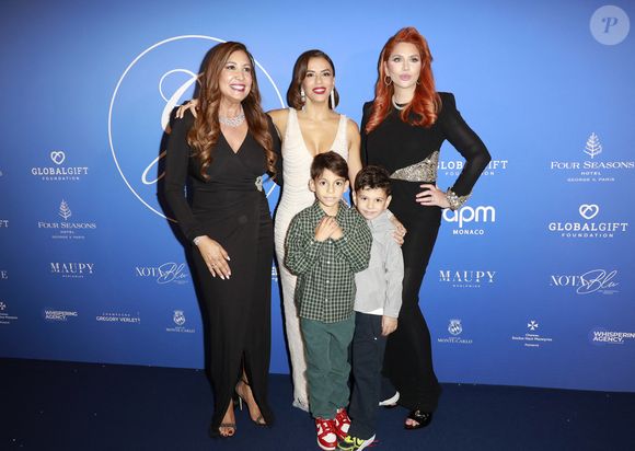 Maria Bravo, Eva Longoria, Ellie Greenberg - Photocall du Global Gift Gala Paris à l'hôtel Four Seasons George V à Paris le 8 novembre 2025. © Marc Ausset-Lacroix/Bestimage