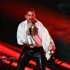 C'est sur son compte Instagram que Florent Mothe a décidé de jouer les supporters.

Exclusif - Florent Mothe - Soirée de gala et enregistrement de l'émission "Tout le monde chante : Les stars fêtent 2025" au Cirque Phénix à Paris, présentée par E.Gossuin et J.Anthony et diffusée le 1er janvier sur W9. Le 3 décembre 2024
© Christophe Clovis / Bestimage