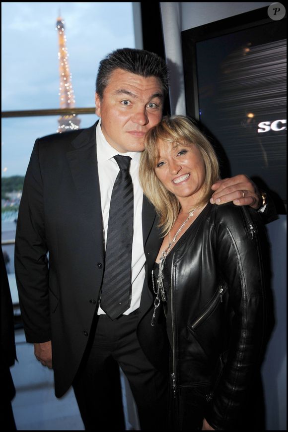 Valérie Douillet semble également toujours très impliquée au sein de l’association "Action Enfance fait son cinéma", comme le révèle son compte Instagram.

David et Valérie Douillet au Palais de Chaillot à Paris, le 16 juin 2008