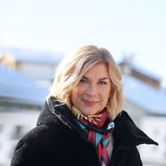 Michèle Laroque au photocall du film "Jours Meilleurs" lors de la 28ème édition du Festival international du film de comédie de l'Alpe d'Huez, le 17 janvier 2025.
© Dominique Jacovides/Bestimage