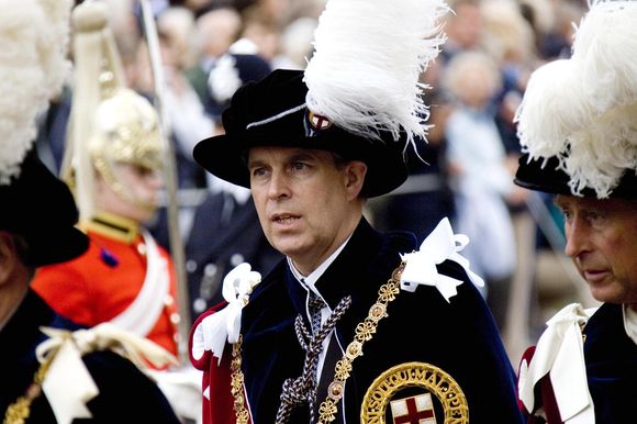 Le prince Andrew, empêtré dans des scandales, renonce à son titre royal et ses honneurs. Photo par PA Photo/ Bestimage