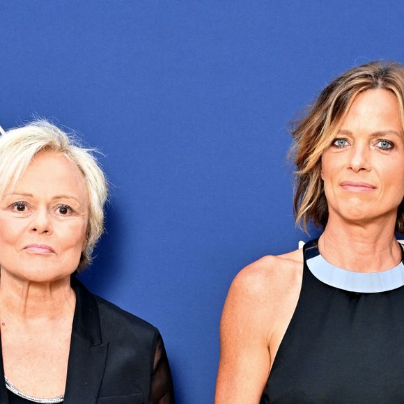 Muriel Robin et sa femme Anne Le Nen - 10ème édition du Gala de Charité de Patrick Mouratoglou à l'Académie Mouratoglou à Biot Sophia Antipolis, le 23 juin 2024.  © Bruno Bebert/Bestimage 