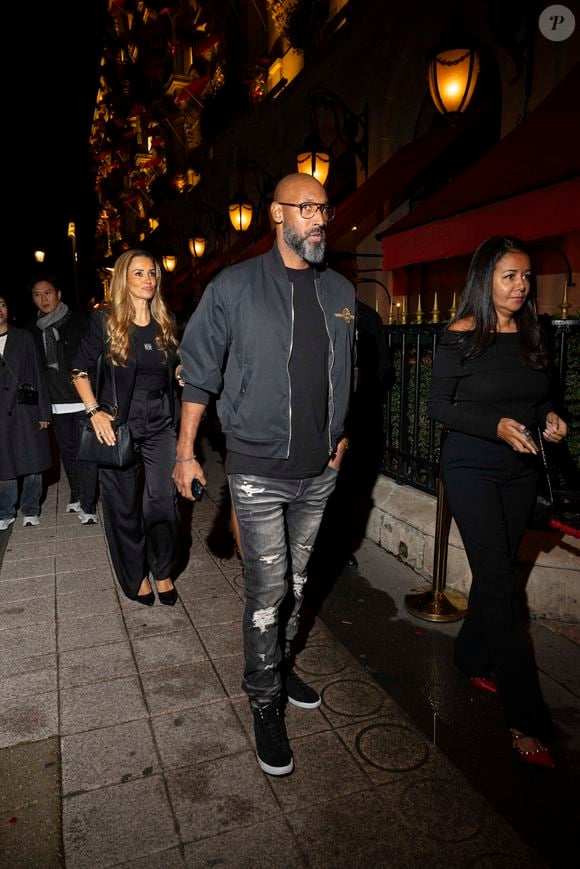 Nicolas Anelka - Arrivées à la soirée de lancement du Whisky de la chanteuse Beyoncé "SirDavis" à l'hôtel Plaza Athénée à Paris le 24 septembre 2024. 

Photo : Pierre Perusseau / Bestimage