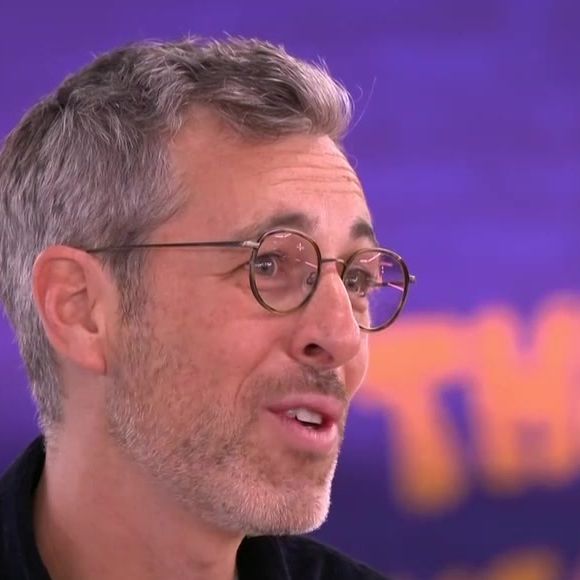 Certains estiment qu'elle se retrouve beaucoup trop sur les duos des autres candidats. 

Extrait de la quotidienne "Star Academy". ©TF1