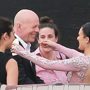 Exclusif - Bruce Willis et sa femme Emma Heming, Rumer Willis - Bruce Willis et son ex-femme Demi Moore sont venus soutenir leur fille Rumer, qui participe à la nouvelle saison de l’émission  "Dancing with the Stars" à Hollywood le 16 mars 2015. FAMEFLYNET / BESTIMAGE