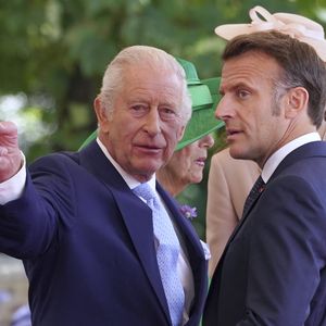 Le roi Charles III d'Angleterre et la reine consort Camilla accueillent le président Emmanuel Macron et sa femme Brigitte Macron au château de Windsor le 8 juillet 2025. © Alberto Pezzali / Pool / Julien Burton via Bestimage