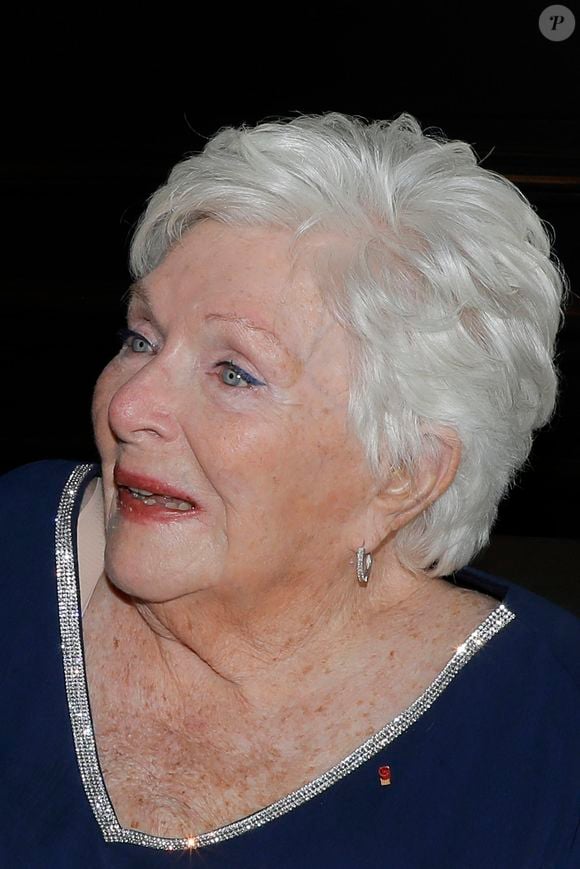 Exclusif - Line Renaud
I - Inauguration de la place Line Renaud a Rueil-Malmaison le 22 Juin 2024.
© Jlppa / Bestimage