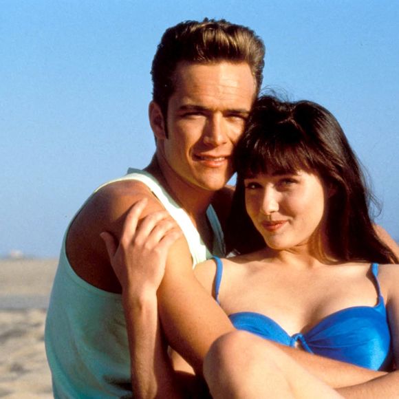 LUKE PERRY AND SHANNEN DOHERTY in BEVERLY HILLS 90210 PHOTOS. Photo by  Globe Photos/ZUMA/ABACAPRESS.COM