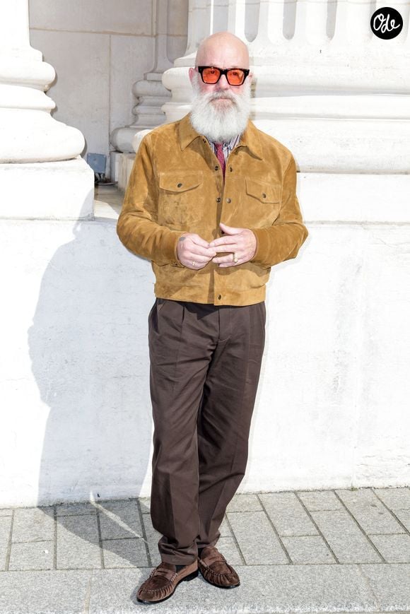 Michael Stipe aux arrivées du deuxième défilé de mode Saint Laurent Prêt à Porter Collection Homme Printemps/Été 2027 lors de la Fashion Week de Paris à la Bourse de Commerce - Pinault Collection, à Paris, France, le 23 juion 2026. © Olivier Borde/Bestimage