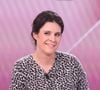 Apolline de Malherbe mène son quotidien de mère de famille tambour battant.

Apolline de Malherbe présente l'émission "Apolline de 9 à 10" sur BFMTV. Photo de Jérôme Domine/ABACAPRESS.COM