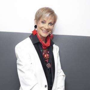 A déclaré l'animatrice dans La Tribu de Baba avec Pascale, le nouveau rendez-vous quotidien précédant La Tribu de Baba avec Cyril Hanouna puis "Touche pas à mon poste".

Exclusif - Isabelle Morini-Bosc, en backstage de l’émission « TPMP » La dernière sur C8,  présentée par C.Hanouna et diffusée en direct sur C8, Paris, France, le 27 fevrier 2025. © Jack Tribeca / Bestimage