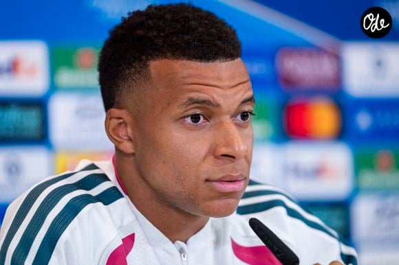 7 septembre 2026, Madrid, Espagne : Kylian Mbappé, du Real Madrid, s'exprime lors de la conférence de presse organisée à la veille de la 1re journée de la phase de ligue de la Ligue des champions de l'UEFA 2026-2027, à la Ciudad Real Madrid, le 7 septembre 2026 à Madrid, en Espagne. (Crédit photo : © Alberto Gardin / ZUMA Press Wire)