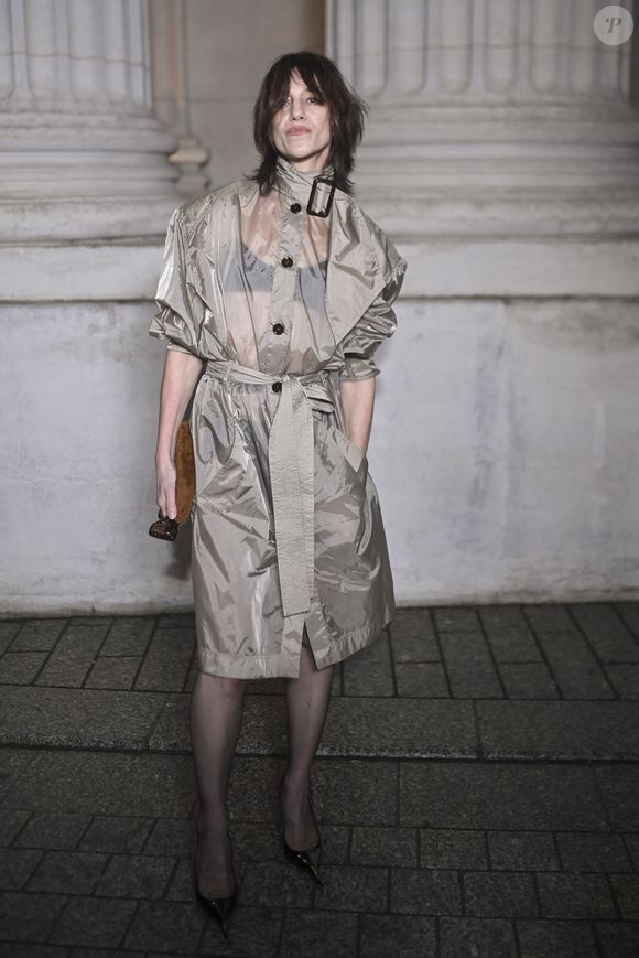 Charlotte Gainsbourg - Photocall du Défilé de mode Saint Laurent Collection Homme Printemps-Été 2026 dans le cadre de la Fashion Week de Paris, France, le 27 janvier 2026.
 
© Olivier Borde / Bestimage