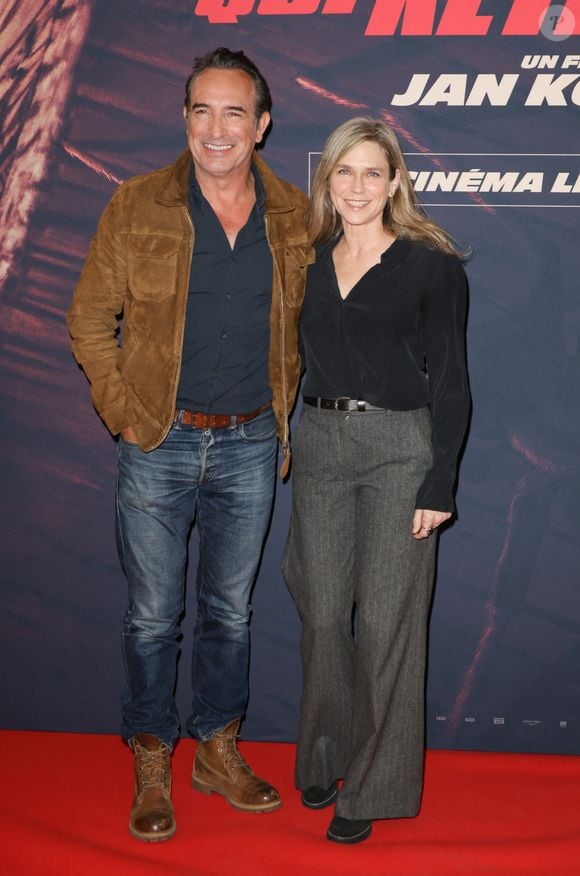 Jean Dujardin et Marie-Josée Croze - Avant-première du film "L'Homme qui rétrécit" au cinéma le Grand Rex à Paris le 6 octobre 2025. © Coadic Guirec/Bestimage