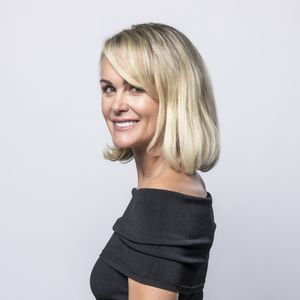 Laeticia Hallyday a partagé un moment fort en émotion sur Instagram

Exclusif - Laeticia Hallyday - Enregistrement de l'émission "La chanson secrète", présentée par N.Aliagas 
© Guillaume Gaffiot-Cyril Moreau / Bestimage