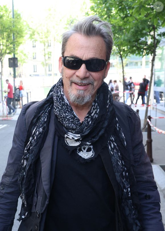 Semi-exclusif - Florent Pagny quitte les studios RTL à Neuilly-sur-Seine le 2 Mai 2025. © Denis Guignebourg/BestImage