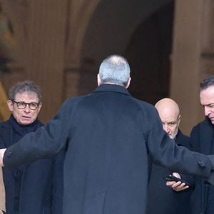 Albert Dupontel, Jean Dujardin - Obsèques du réalisateur Bertrand Blier en l'église Saint-Roch à Paris le 29 janvier 2025. © Dominique Jacovides/Bestimage