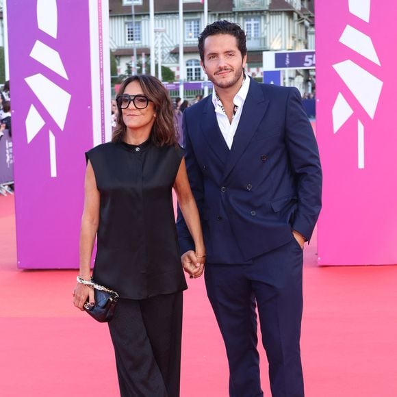 Florence Foresti et son compagnon Alexandre Kominek à la première du film "Nouvelle Vague" lors du 51éme Festival du Cinema Américain de Deauville le 12 septembre 2025.

© Denis Guignebourg / Bestimage