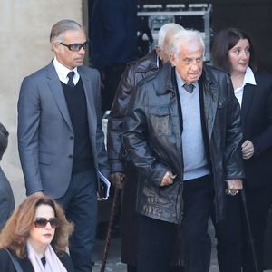 Paul Belmondo et son père Jean-Paul Belmondo - Arrivées à l'hommage national à Charles Aznavour à l'Hôtel des Invalides à Paris. Le 5 octobre 2018. © Jacovides-Moreau / Bestimage