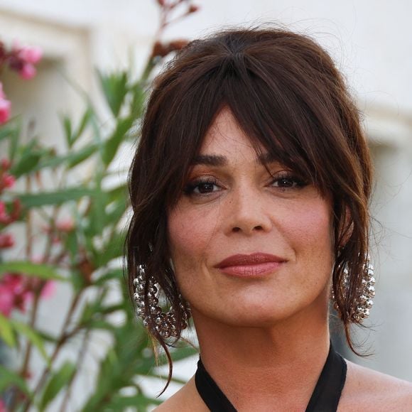 Elle a partagé les commentaires qu'elle reçoit

Lola Dewaere, présidente du jury des étudiants francophones lors du premier jour du 16ème festival du film francophone (FFA) à Angoulême le 22 août 2023.

© Coadic Guirec / Bestimage